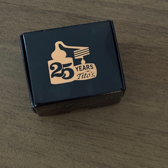 Tito's Copper Bottle Topper - Picture 4 of 8